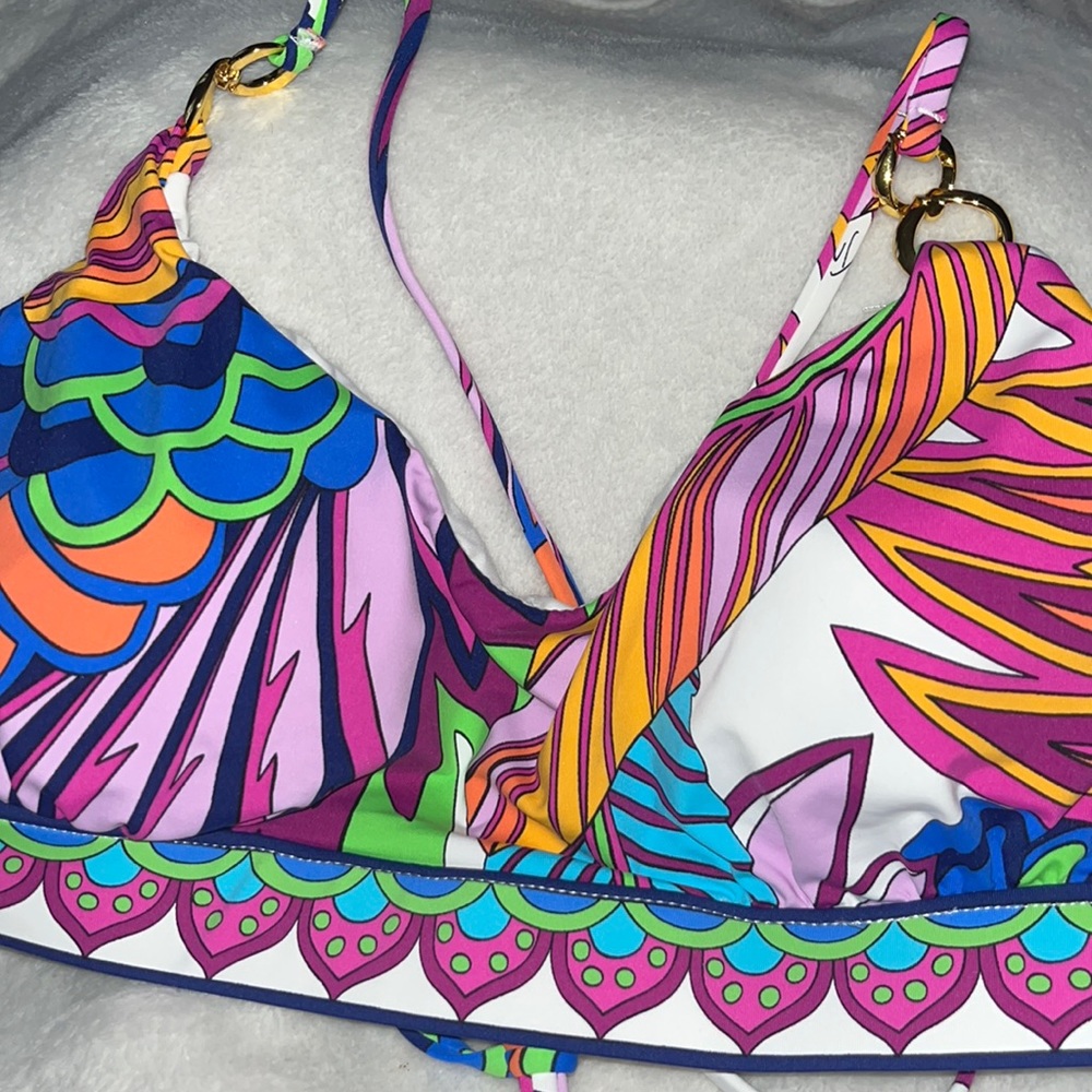 Brand New Size 12 Trina Turk bikini top in Paradise Plum